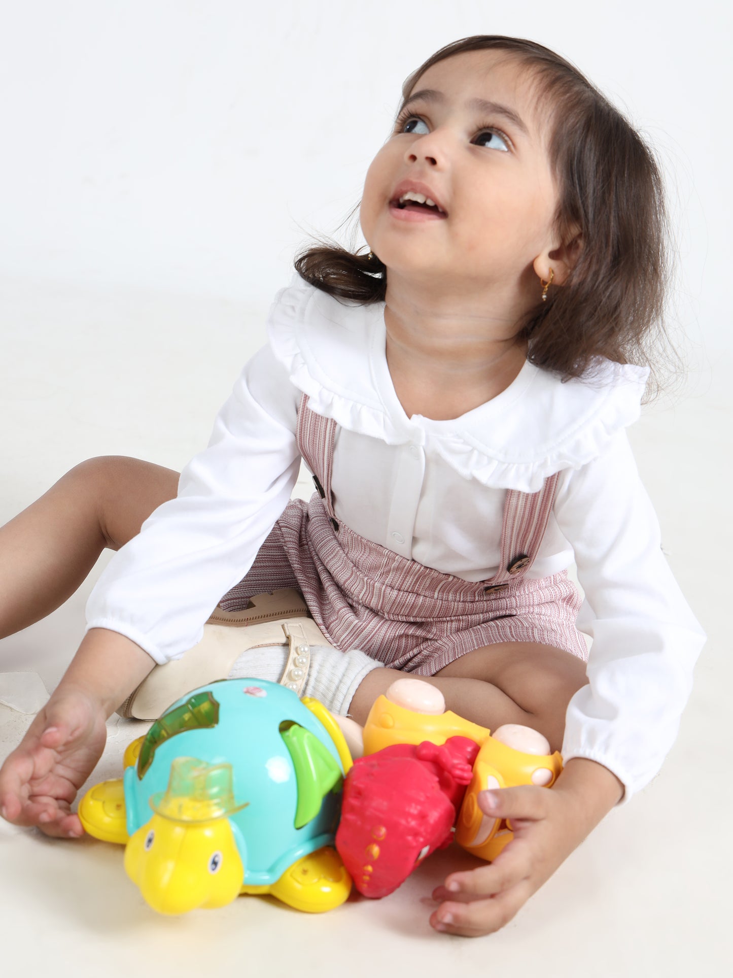 Kiara Peach Dungaree Set